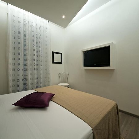 Roma Naif Rooms Room photo